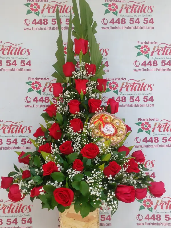 floristeria-petalos-medellin-no-hacen-falta-fechas-horas-ni-lugares-especiales-para-hacerte-saber-que-eres-mi-gran-amor-floristeria-medellin